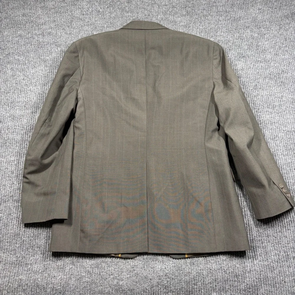 Haggar Clothing Co Suit Mens 42 Jacket and Pleated Pants Set Brown Pinstripe